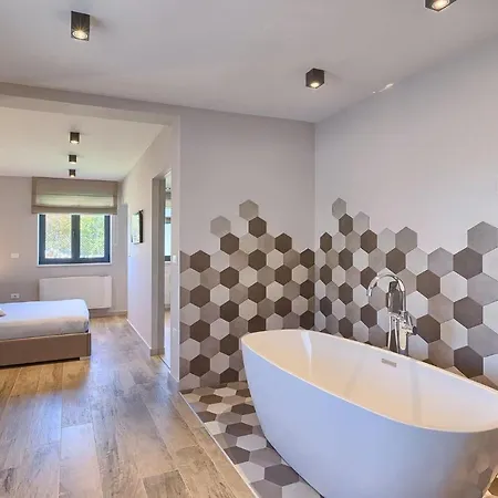 Beautiful In With Kitchen